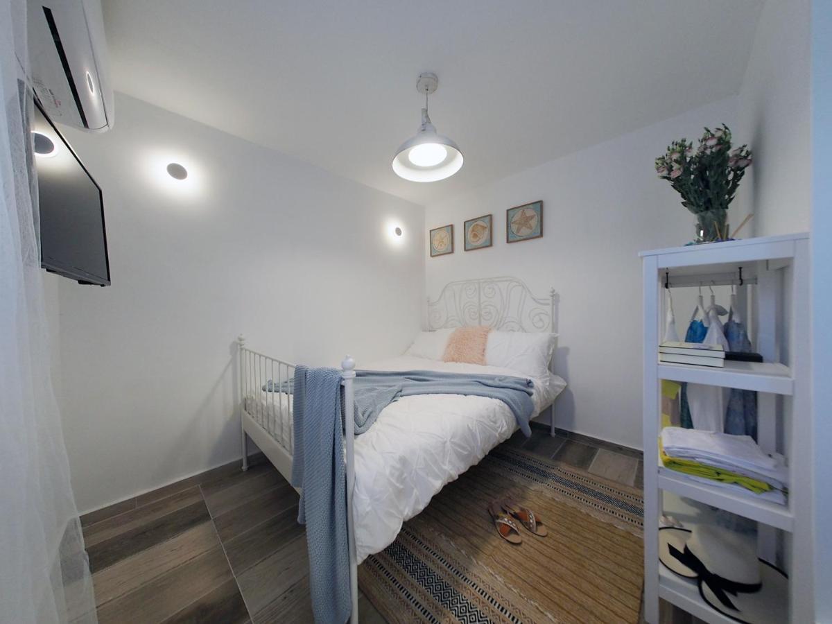 Studio Ariana And Patio Bat Yam Ngoại thất bức ảnh
